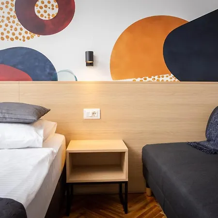 Solar Bed & Breakfast 3*