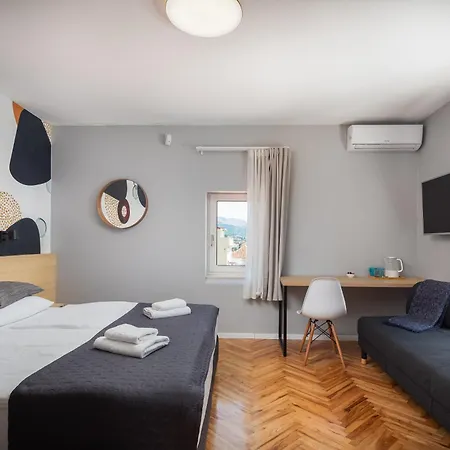 Bed & Breakfast Solar